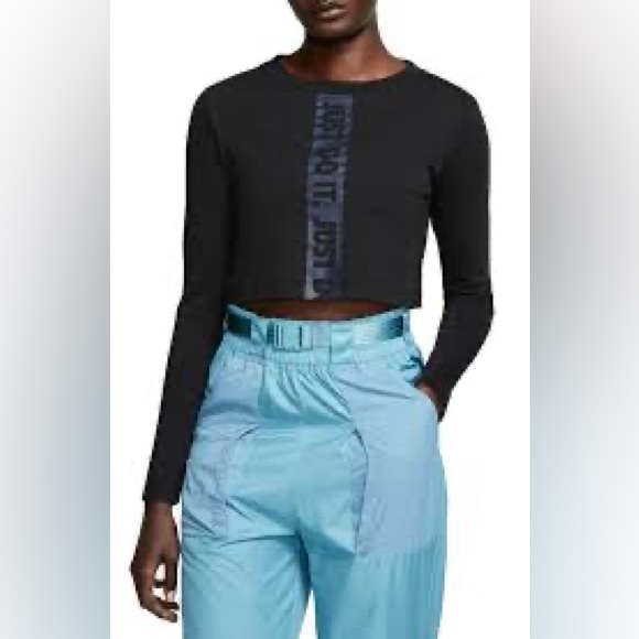 NIKE Sportswear Long Sleeve Crop Top Front Logo Black | Small - Picture 1 of 10